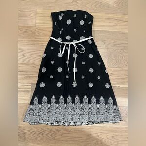 Strapless Black and White Patterned Dress